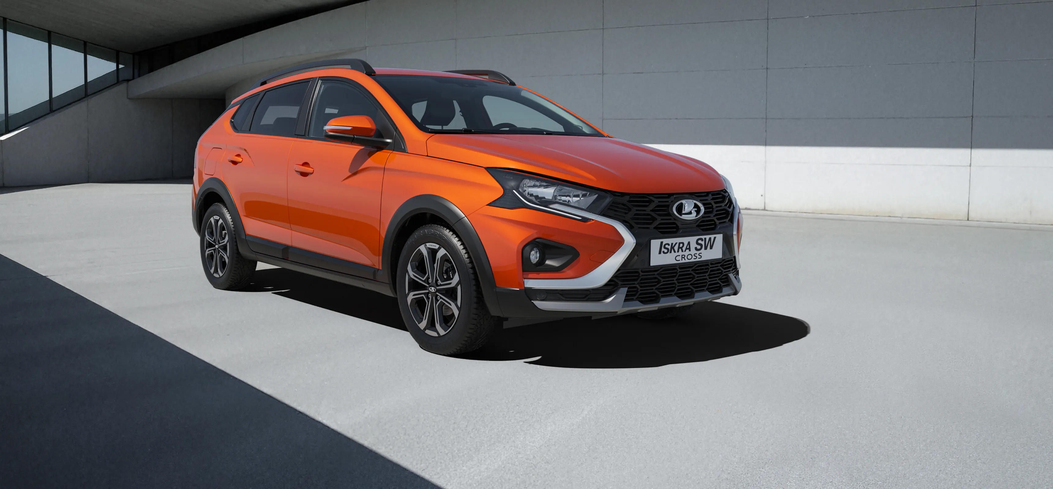 LADA Iskra SW Cross (кросс-универсал) вид спереди 3/4