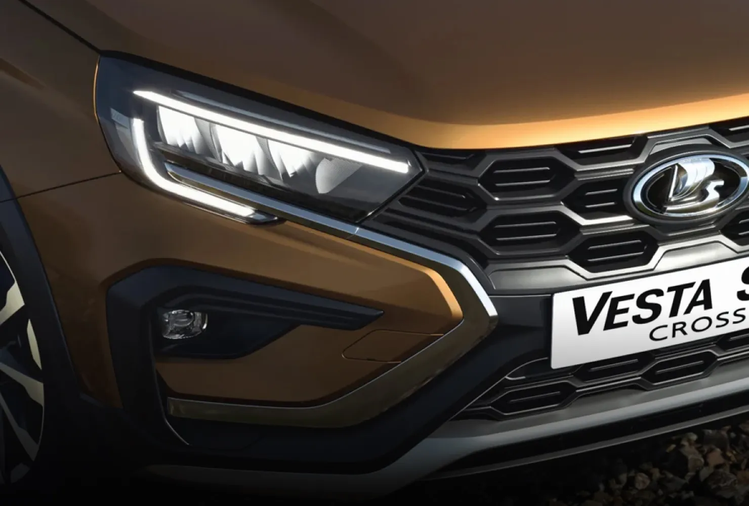 Передний бампер LADA Vesta Cross с&nbsp;выраженным X-образным рельефом